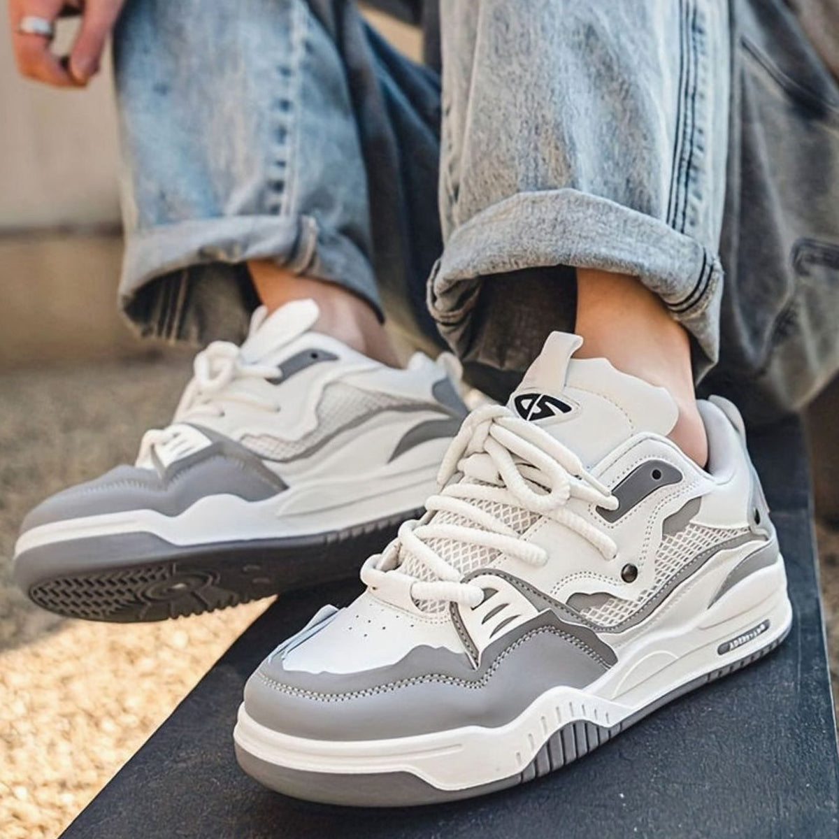 Men's Chunky Low-Top Lace-Up Casual Sneakers