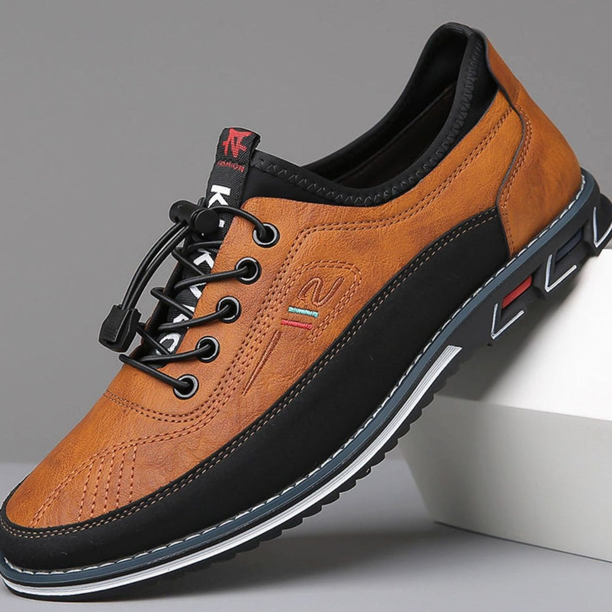 Men's Lace-Up Casual Comfort Shoes Faux Leather Low-Top - Camel Brown