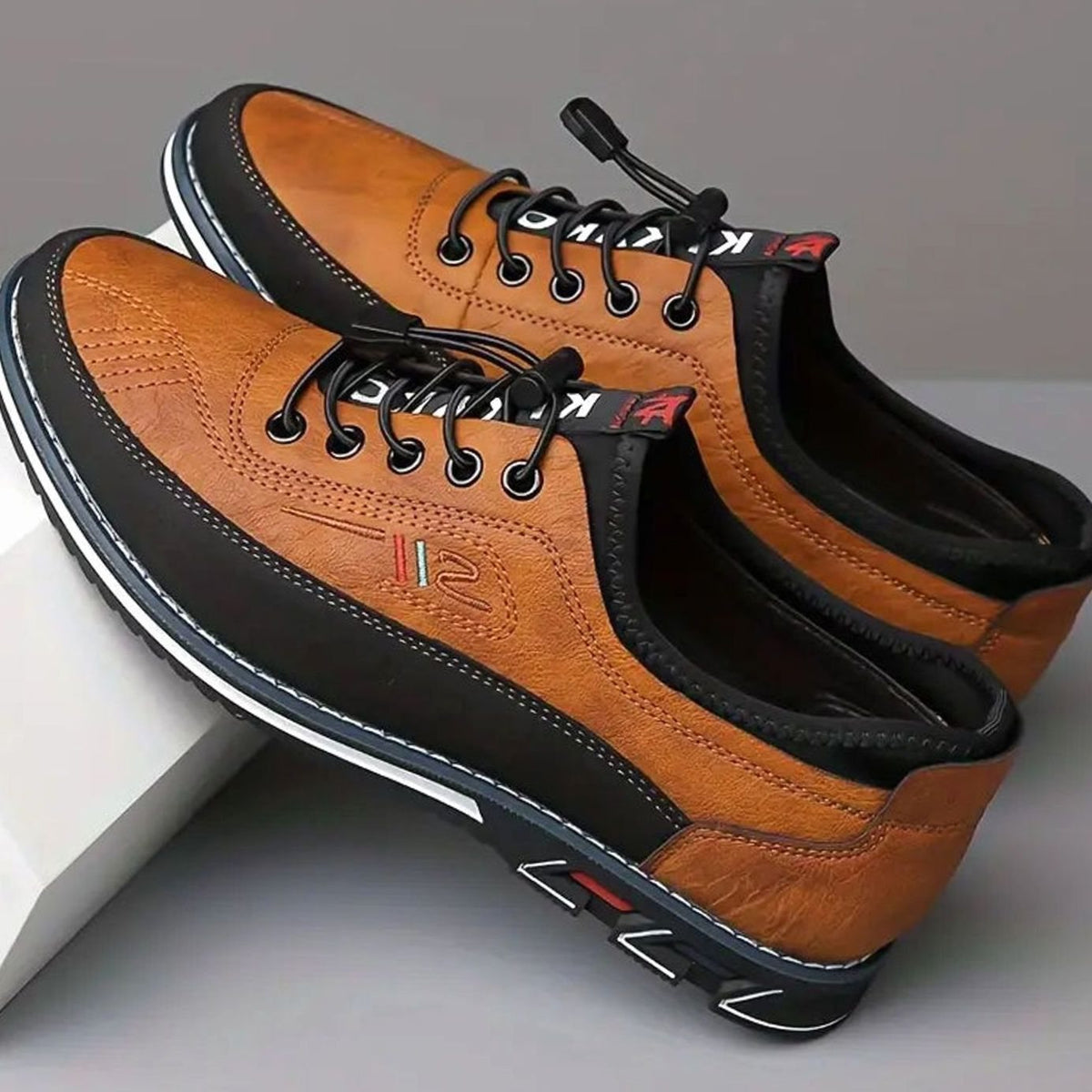 Men's Lace-Up Casual Comfort Shoes Faux Leather Low-Top