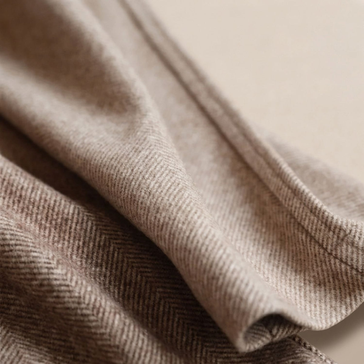 Men's Tailored Herringbone Wool Dress Pants