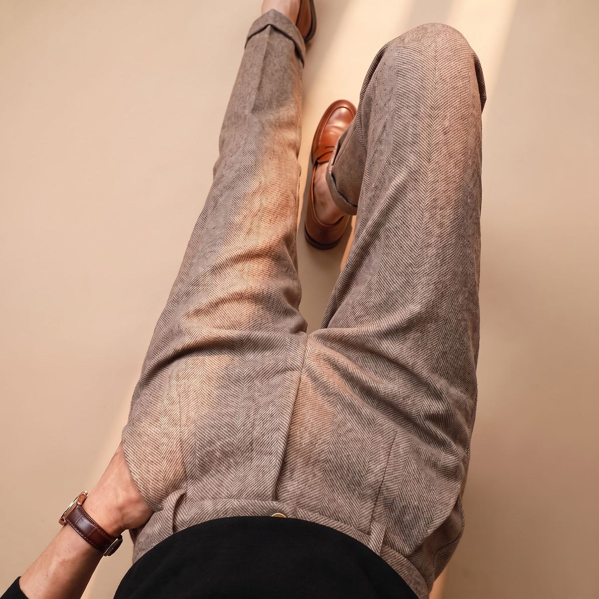 Men's Tailored Herringbone Wool Dress Pants