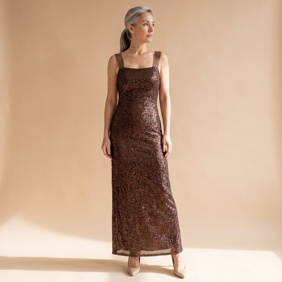 Women's Backless Fitted Sequin Maxi Dress