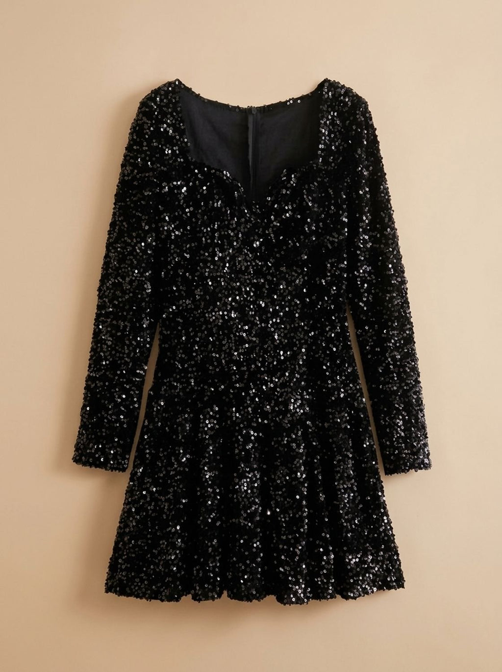 Women's Black Sequin Long-Sleeve Sweetheart Mini Christmas Party Dress