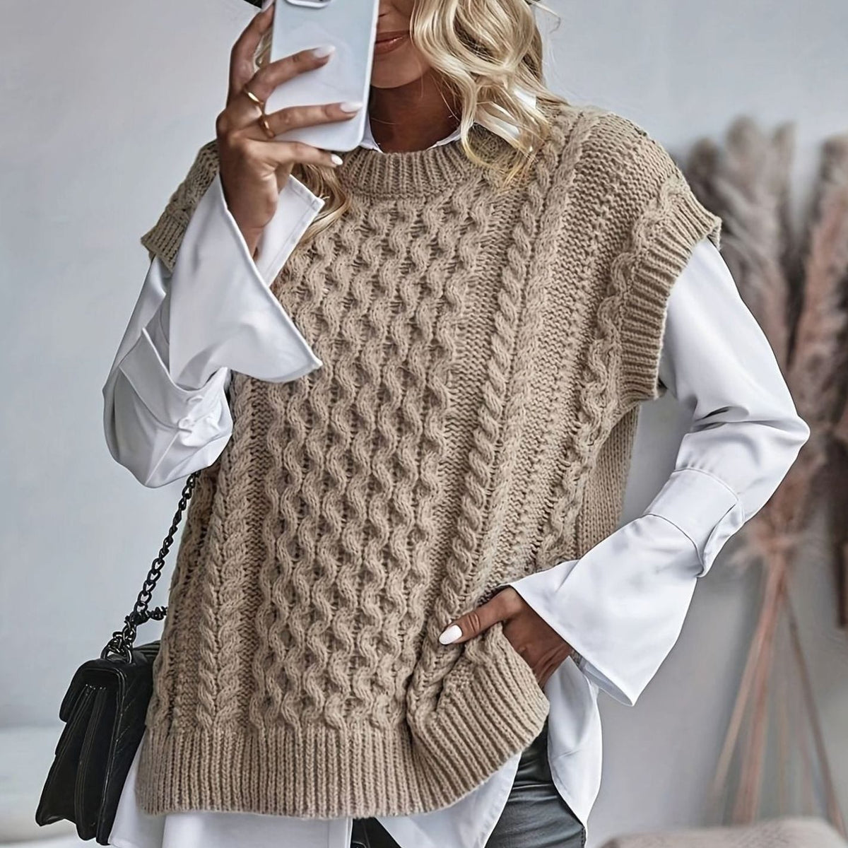 Women's Cable-Knit Relaxed-Fit Sleeveless Sweater Vest - Khaki