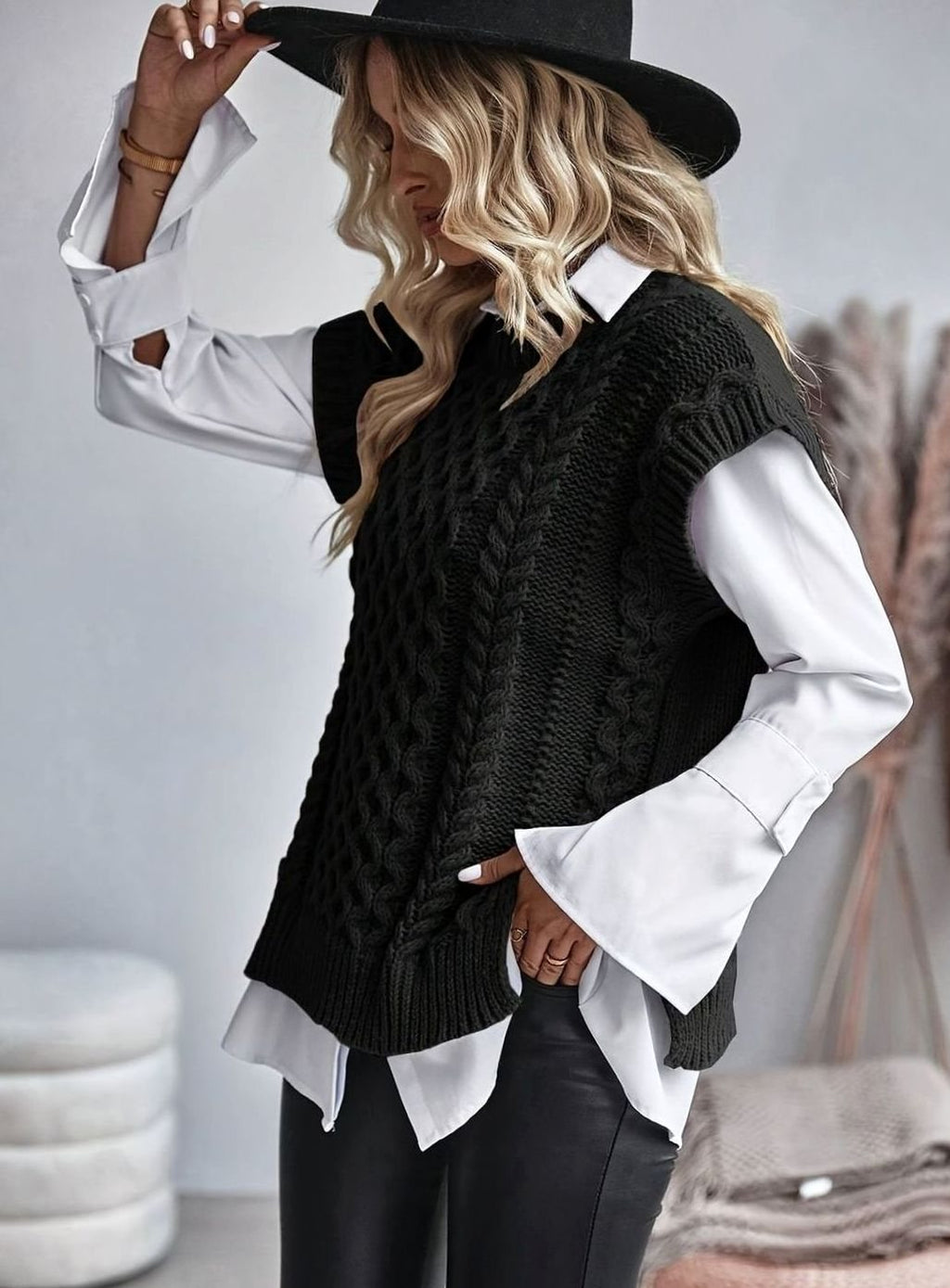 Women's Cable-Knit Relaxed-Fit Sleeveless Sweater Vest