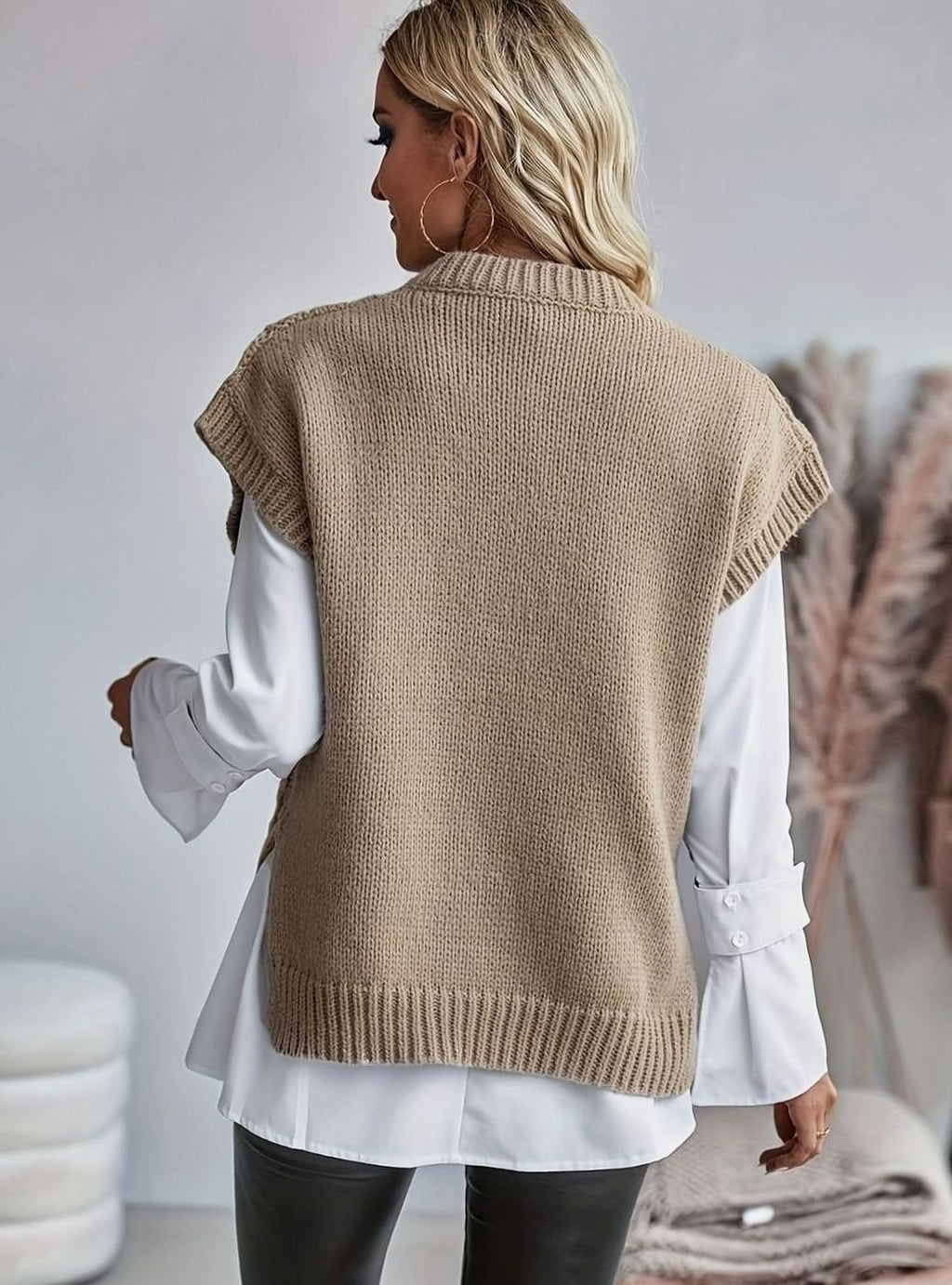 Women's Cable-Knit Relaxed-Fit Sleeveless Sweater Vest