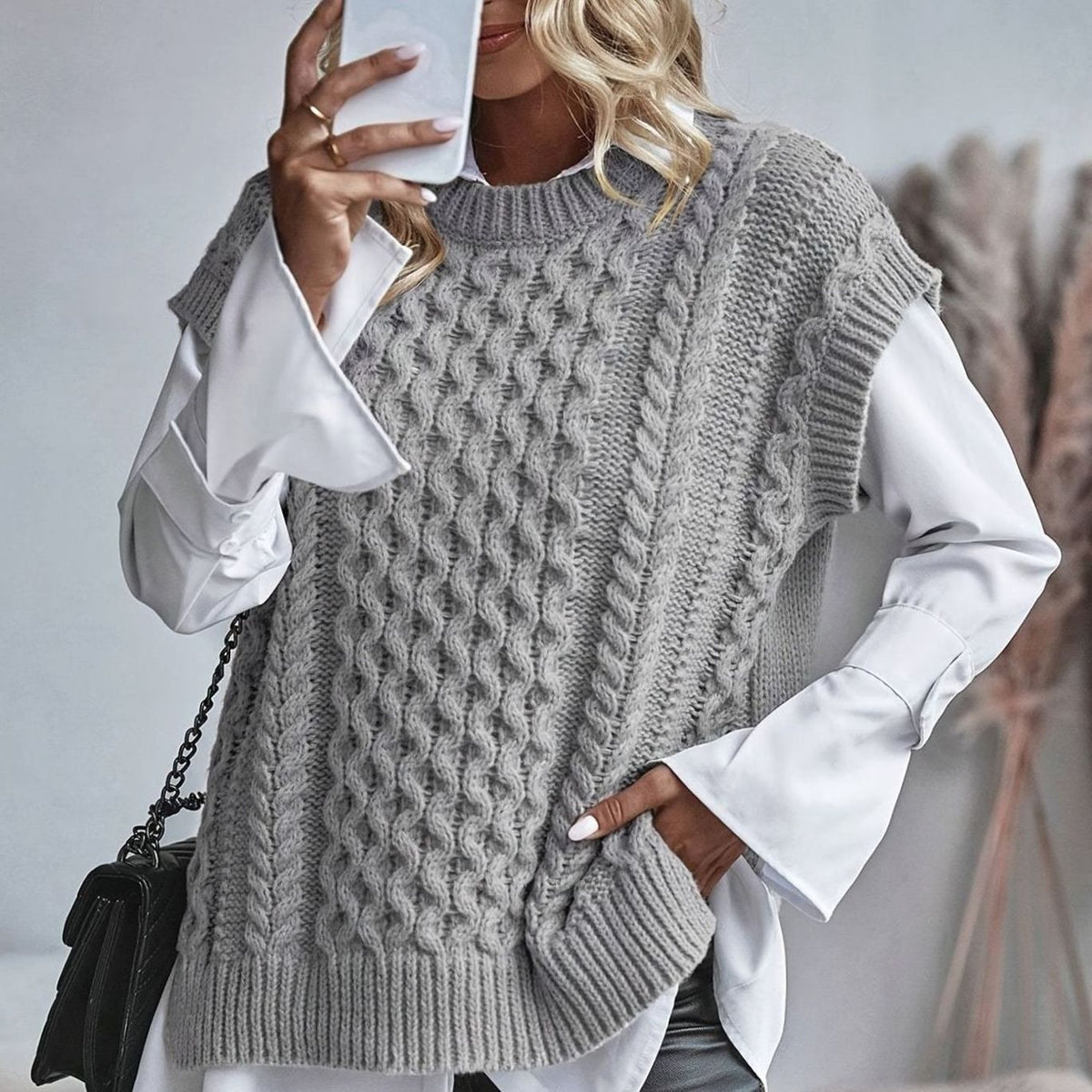 Women's Cable-Knit Relaxed-Fit Sleeveless Sweater Vest - Gray