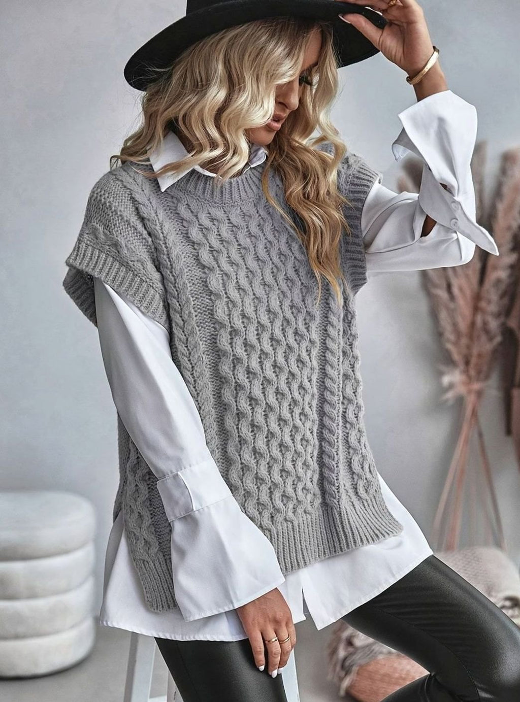 Women's Cable-Knit Relaxed-Fit Sleeveless Sweater Vest