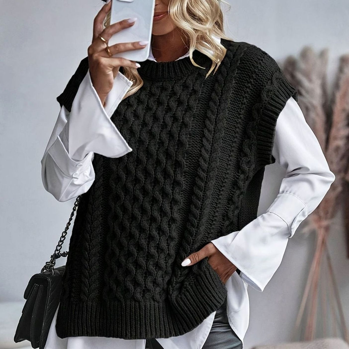 Women's Cable-Knit Relaxed-Fit Sleeveless Sweater Vest - Black