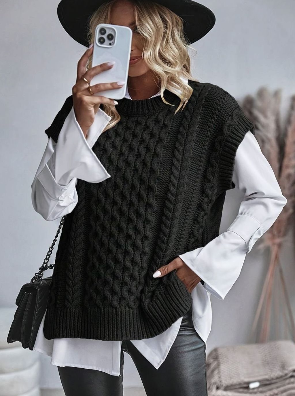 Women's Cable-Knit Relaxed-Fit Sleeveless Sweater Vest