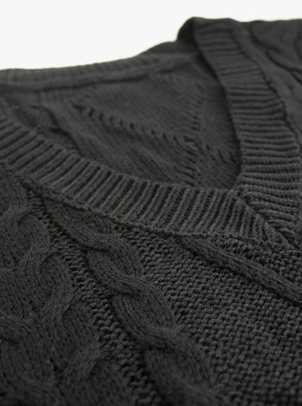 Women's Cable-Knit V-Neck Sweater Vest Relaxed Layering Pullover
