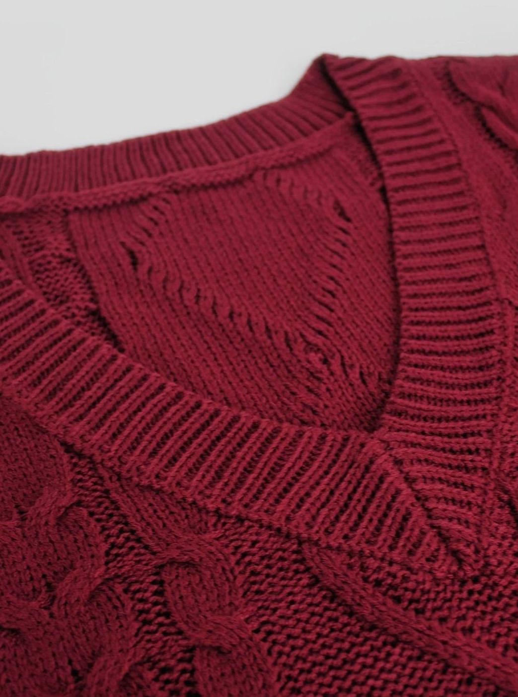 Women's Cable-Knit V-Neck Sweater Vest Relaxed Layering Pullover