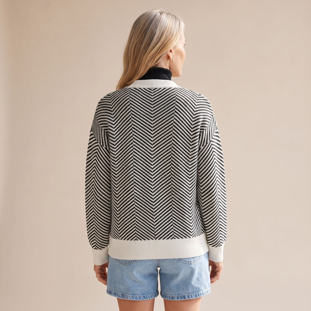 Women's Chevron Knit V-Neck Button-Up Cardigan