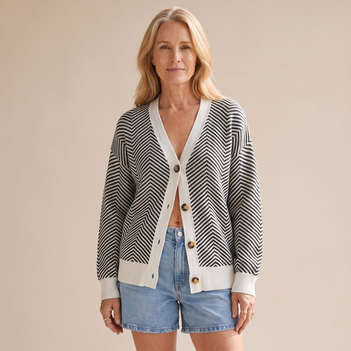 Women's Chevron Knit V-Neck Button-Up Cardigan