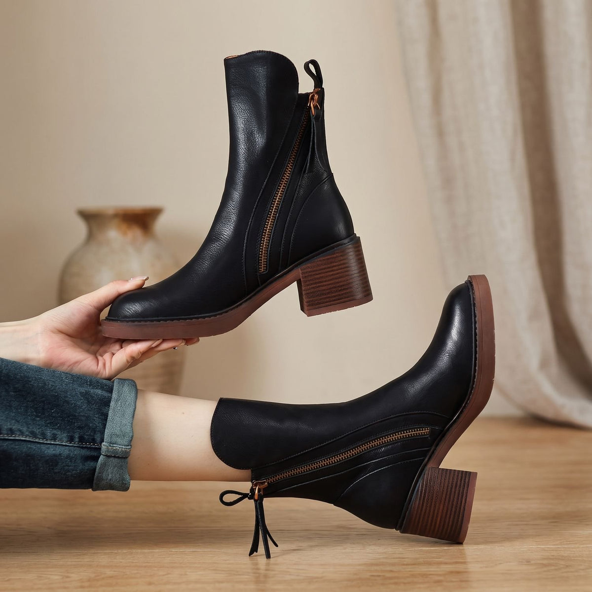Women's Comfortable Stylish Block-Heel Side-Zip Ankle Boots - Black