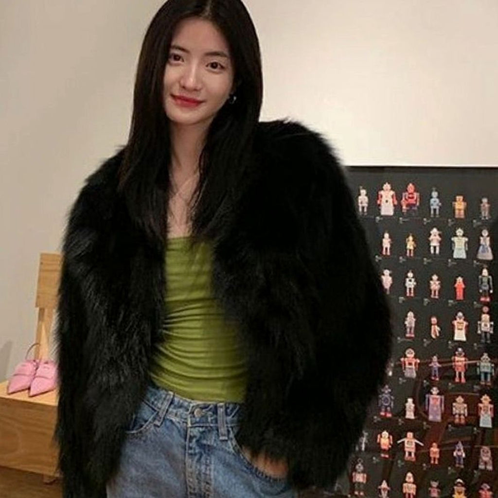 Women's Cropped Faux Fur Party Jacket - Classic Black