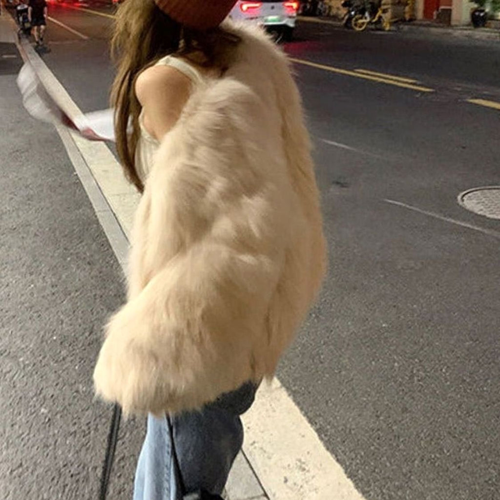 Women's Cropped Faux Fur Party Jacket