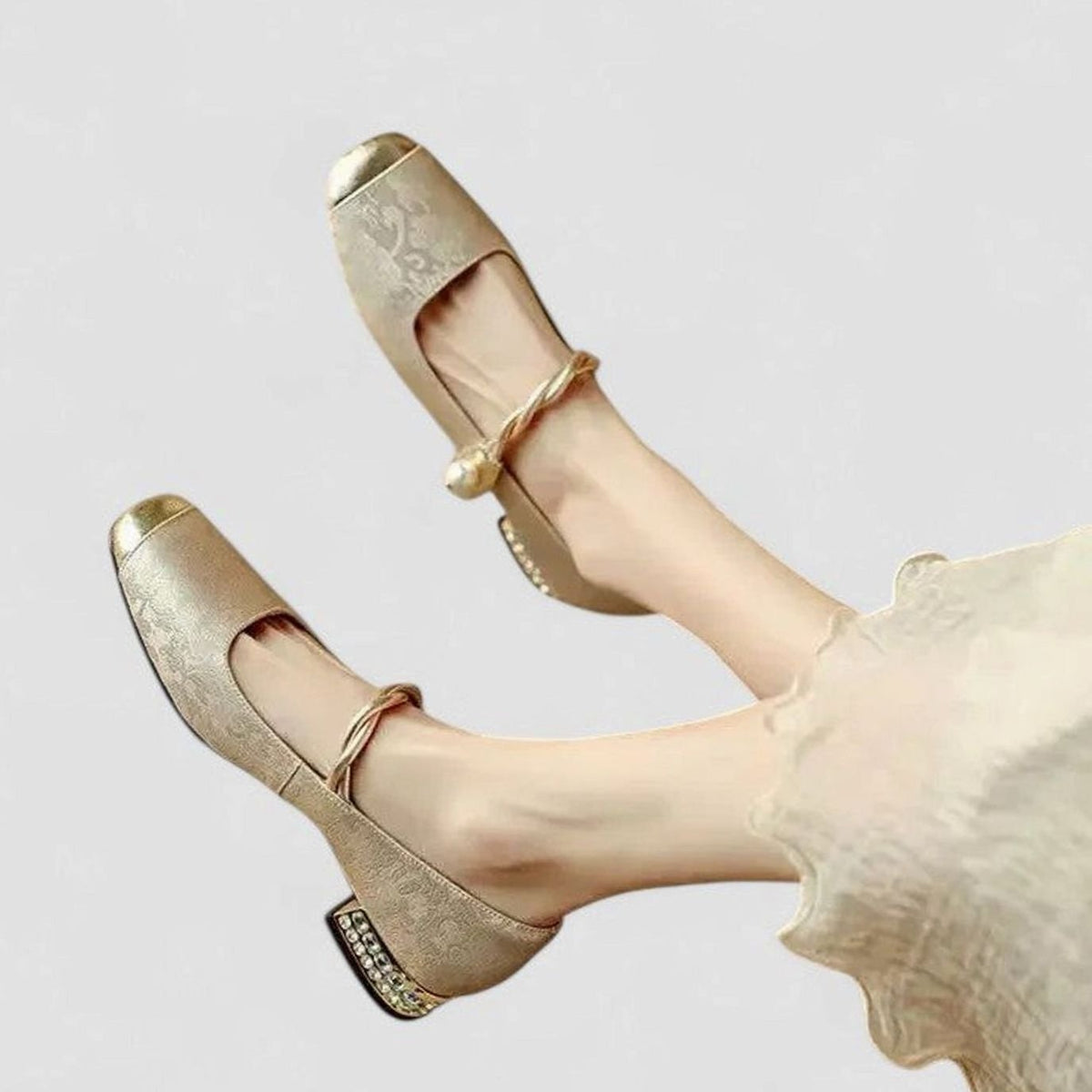 Women's Cushioned Low-Heel Mary Jane Shoes with Adjustable Strap