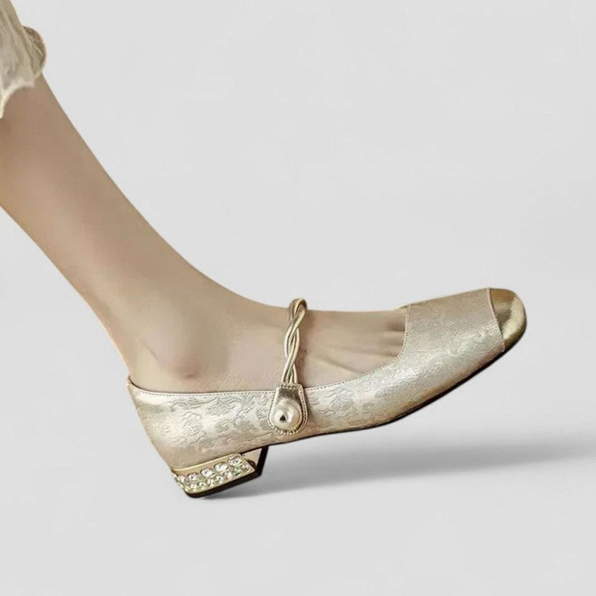 Women's Cushioned Low-Heel Mary Jane Shoes with Adjustable Strap