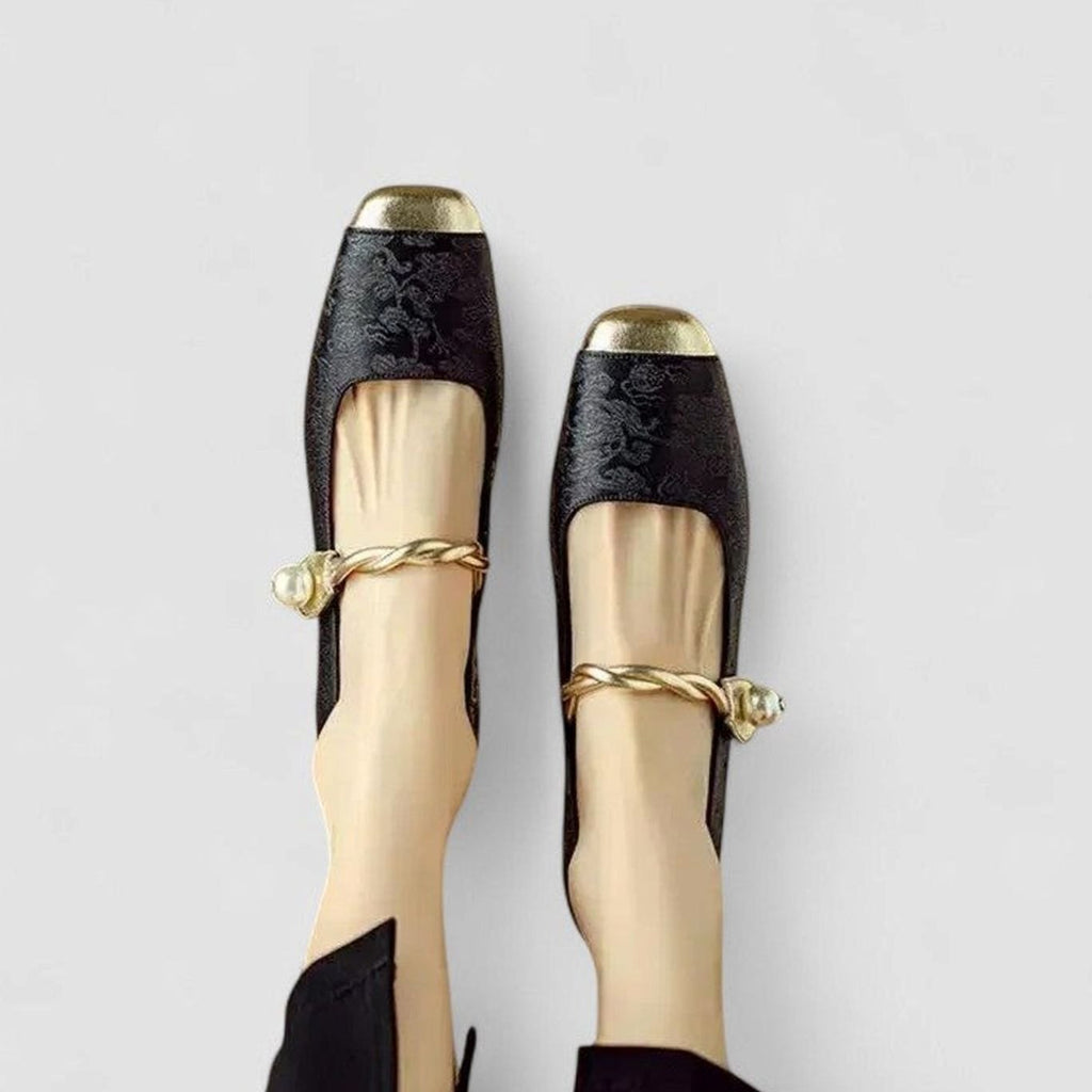Women's Cushioned Low-Heel Mary Jane Shoes with Adjustable Strap