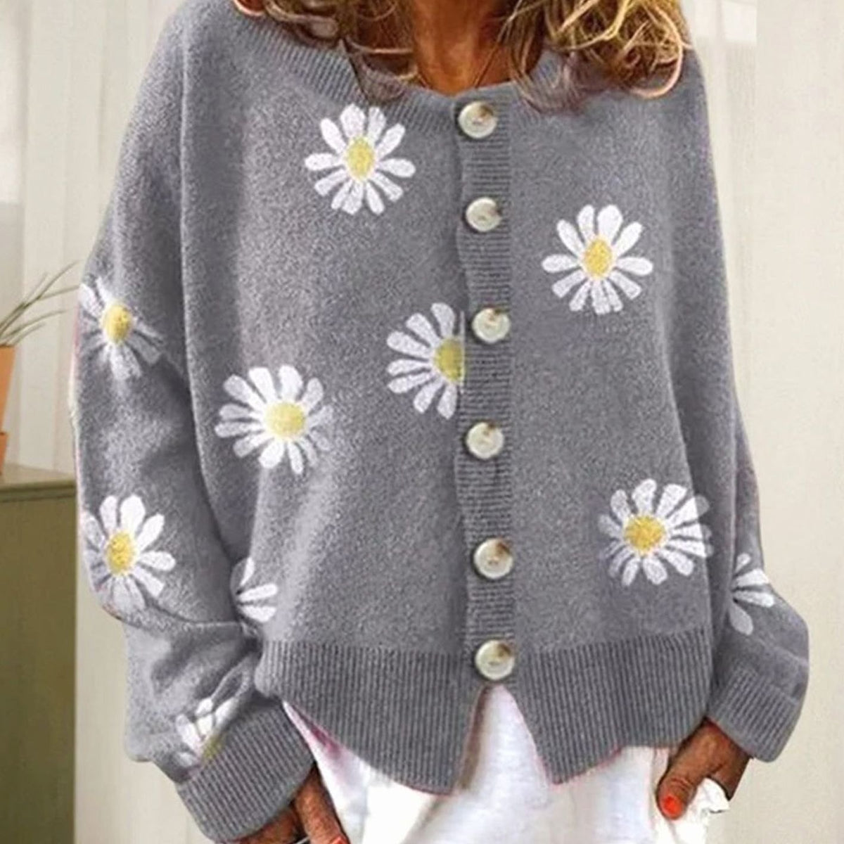 Women's Daisy Floral Relaxed-Fit Button-Up Winter Cardigan Sweater