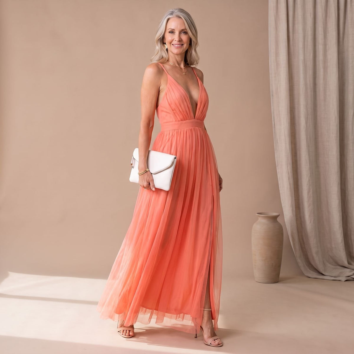 Women's Deep V-Neck Spaghetti Strap Tulle Maxi Formal Dress
