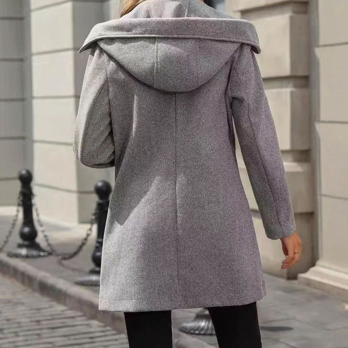 Women's Double-Breasted Notch-Lapel Wool-Blend Coat Pockets