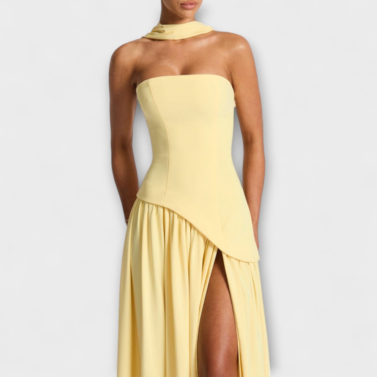 Women's Elegant Halter-Neck Pleated Maxi Dress