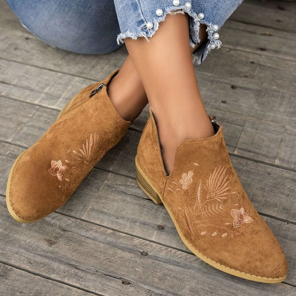 Women's Embroidered Suede Low-Heel Pointed-Toe Ankle Boots