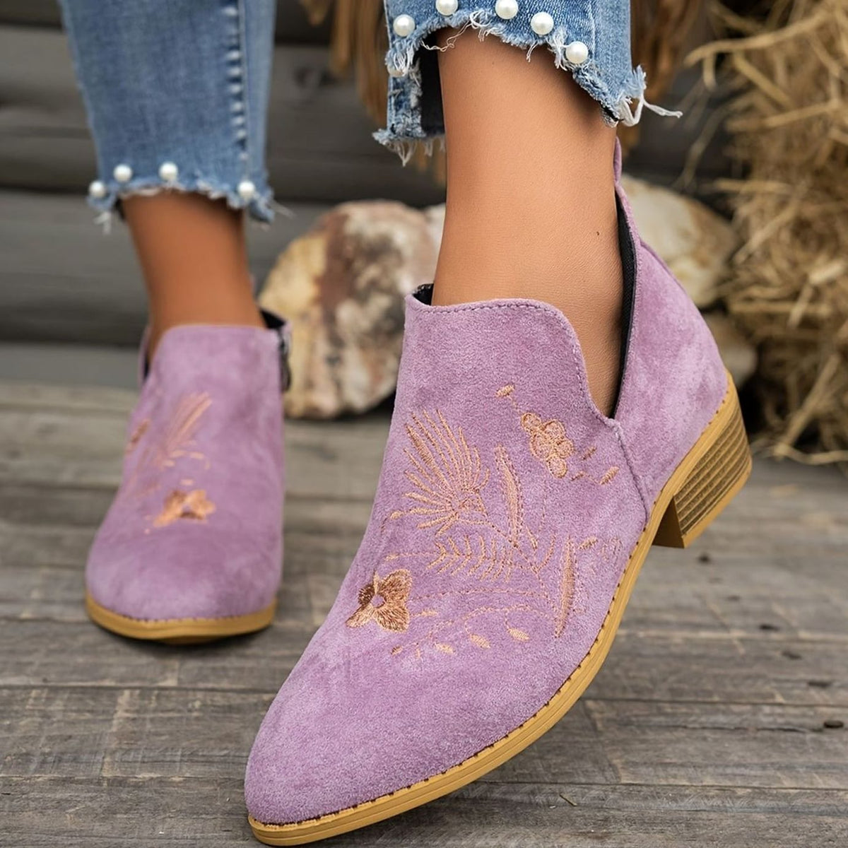 Women's Embroidered Suede Low-Heel Pointed-Toe Ankle Boots - Purple