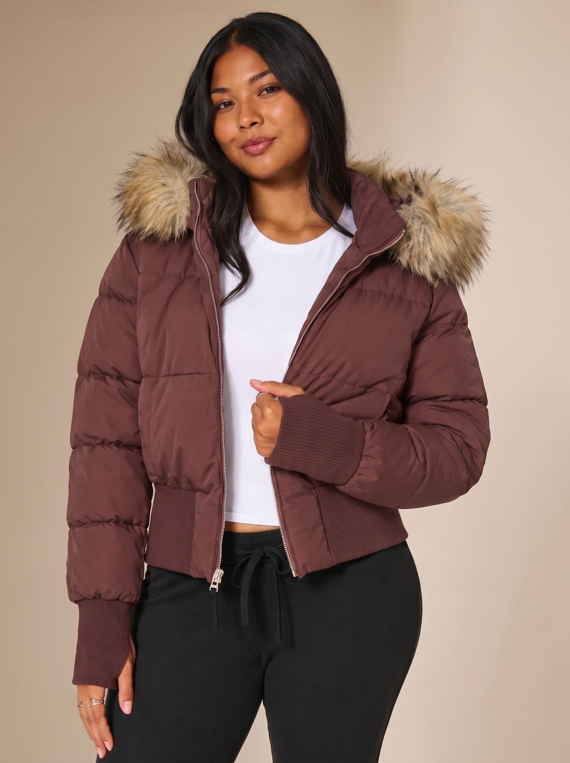 Women's Faux Fur Hooded Fitted Puffer Jacket - Brown