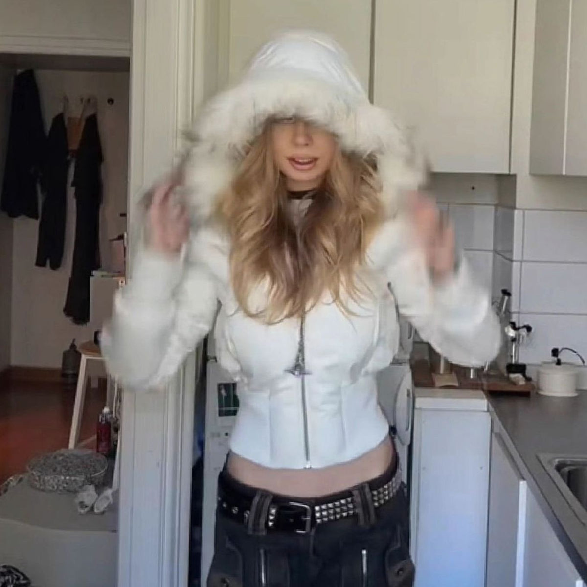 Women's Faux-Fur Trim Zip-Up Cropped Hooded Jacket