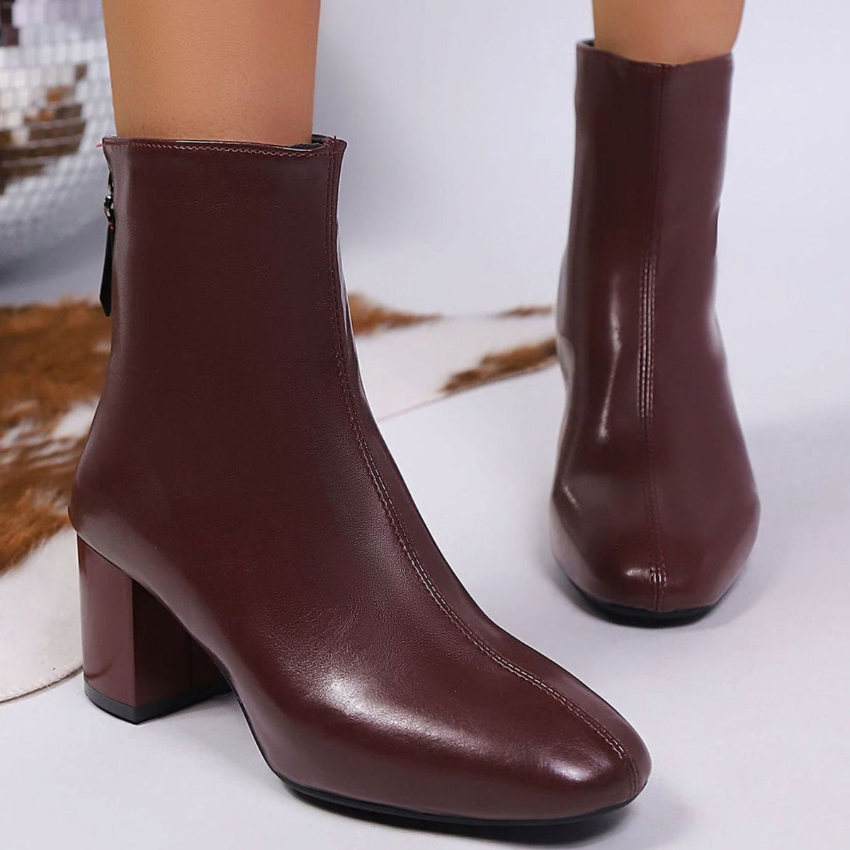 Women's Faux Leather Block-Heel Zip-Up Ankle Boots - Red