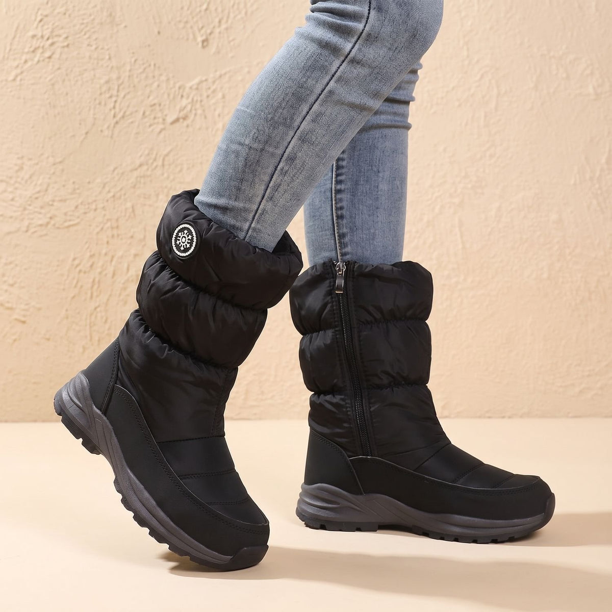 Women's Fleece-Lined Waterproof Mid-Calf Snow Boots - Black
