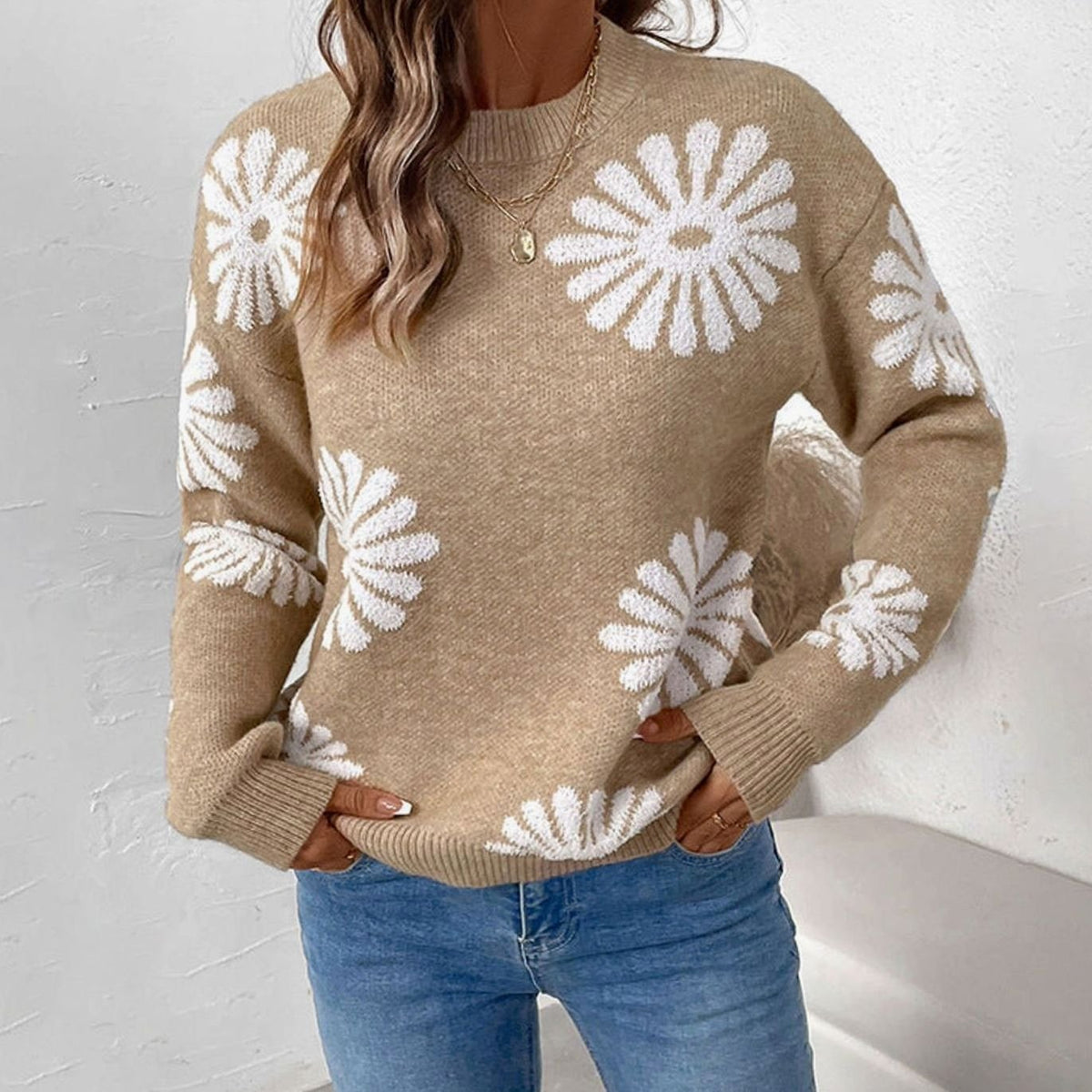 Women's Floral Intarsia Knit Relaxed-Fit Crewneck Sweater