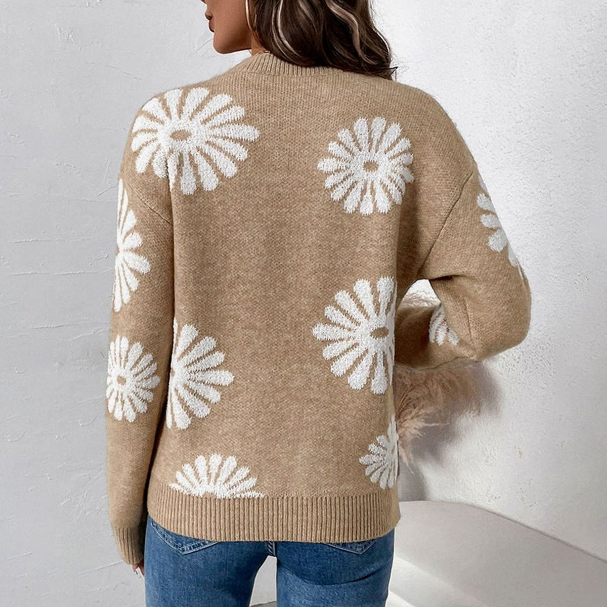 Women's Floral Intarsia Knit Relaxed-Fit Crewneck Sweater