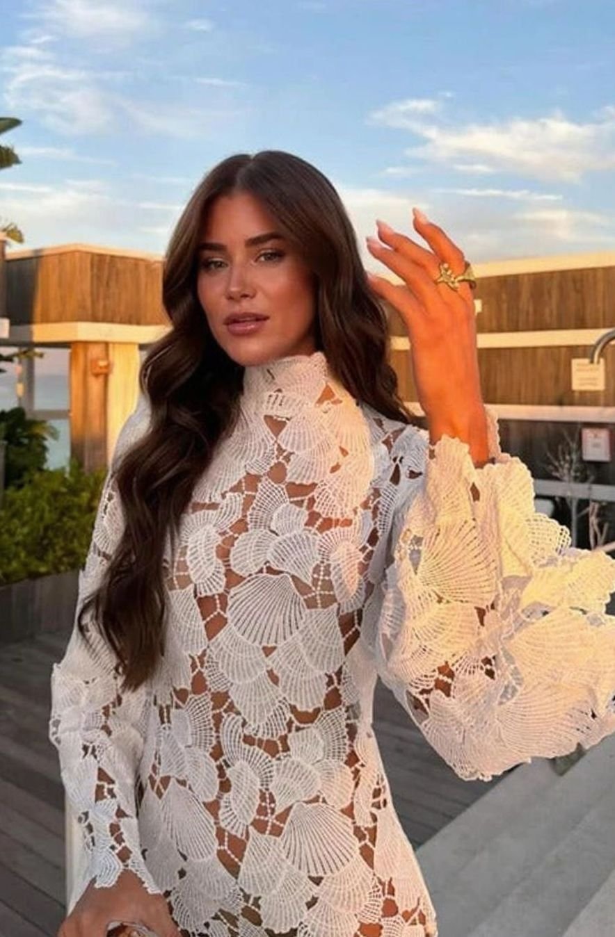 Women's Floral Lace High-Neck Long-Sleeve Cocktail Dress