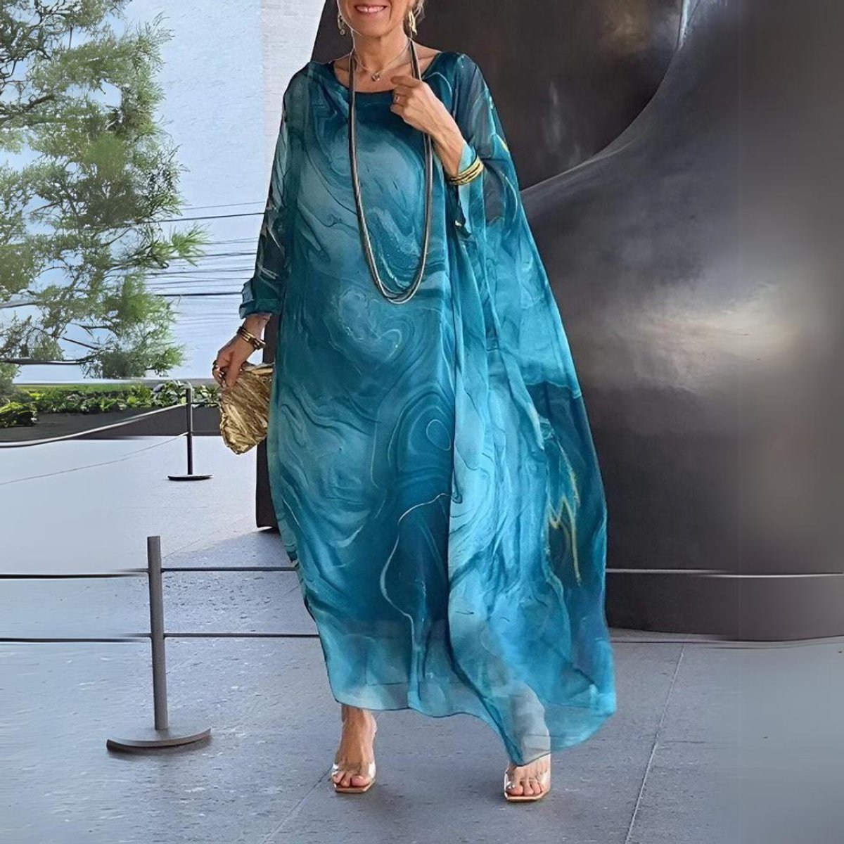 Women's Flowy Batwing Maxi Long Sleeve Dress Round Neck