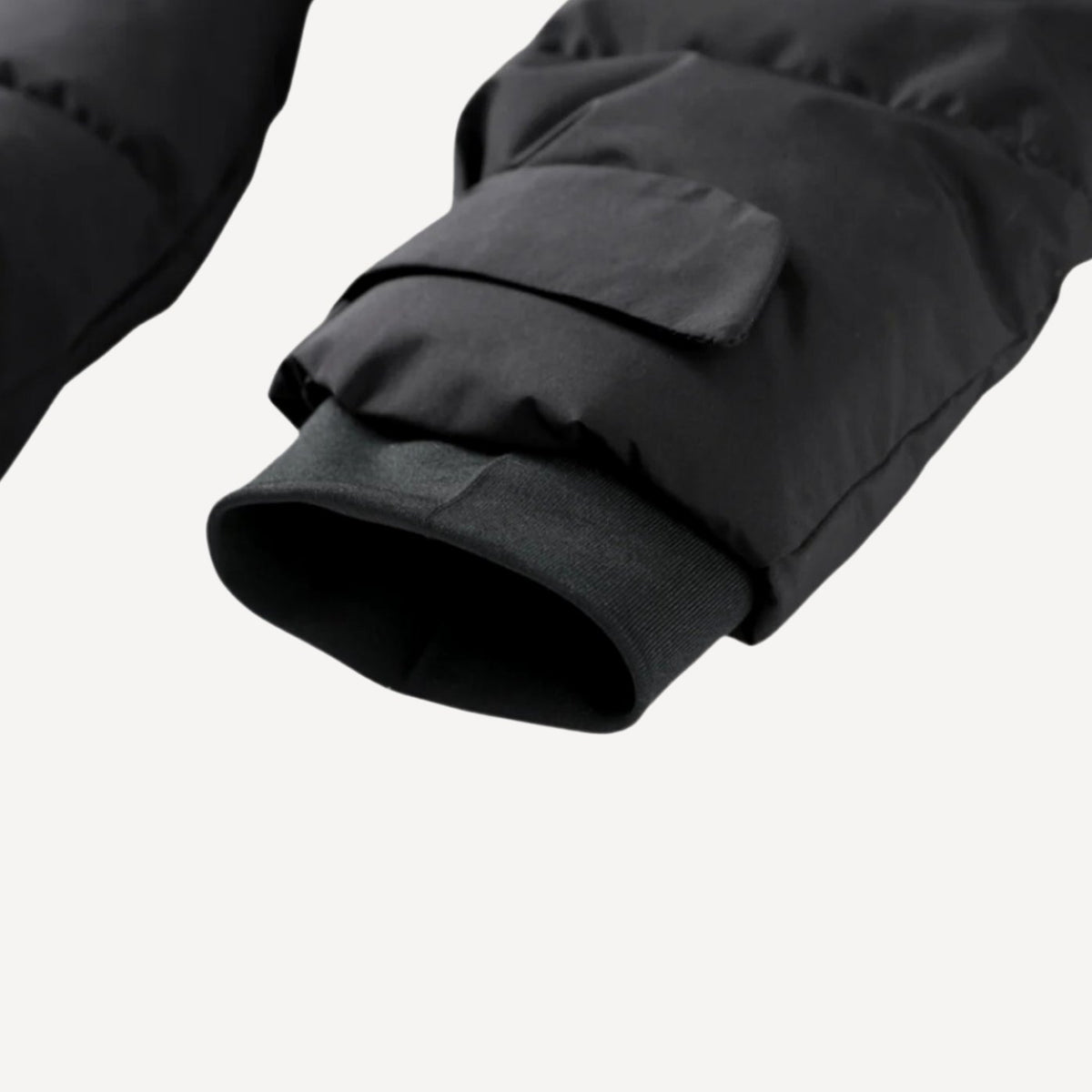 Women's Hooded Belted Quilted Puffer Jacket