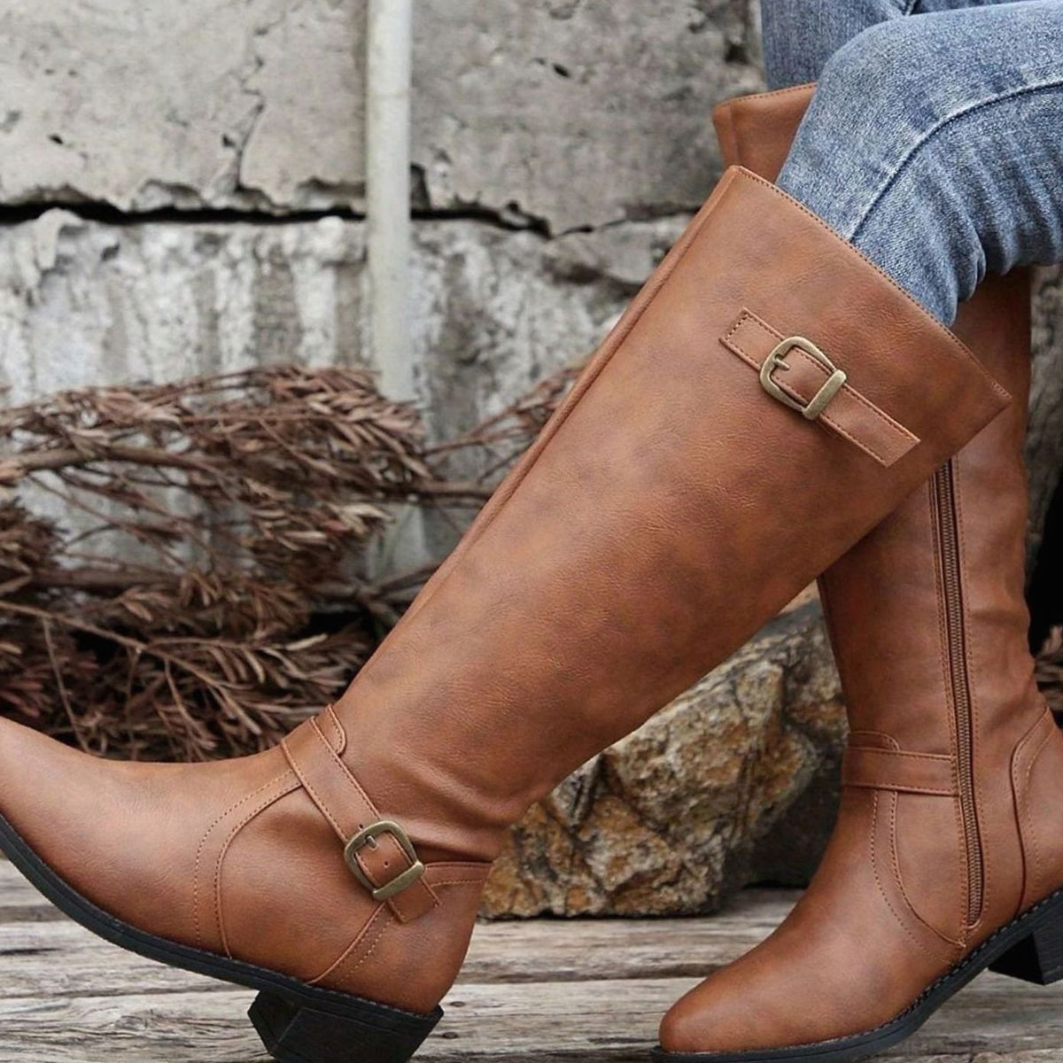 Women's Knee-High Riding Boots Low Block Heel Buckle Zip - Light Brown