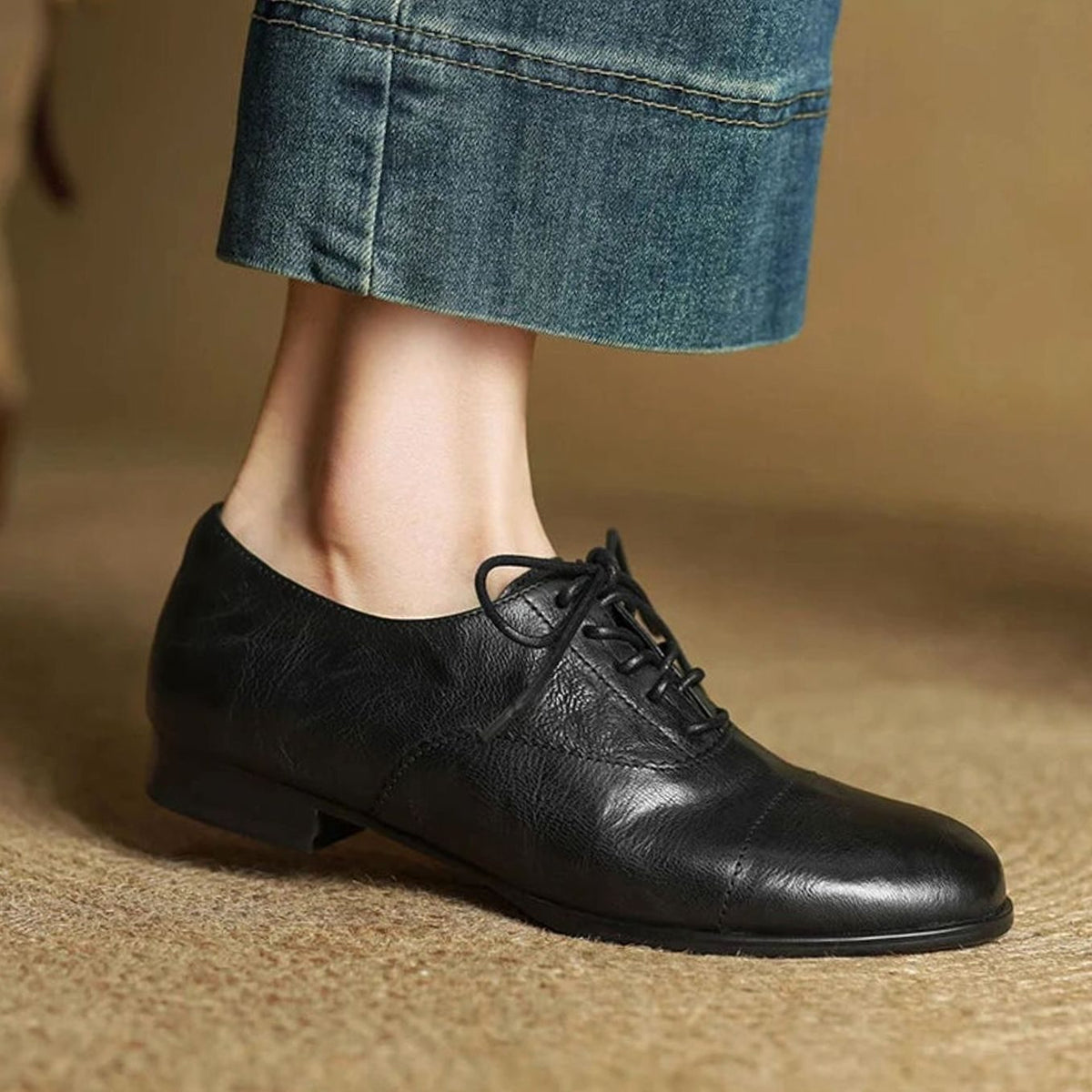 Women's Leather Lace-Up Cap Toe Oxford Flat Shoes