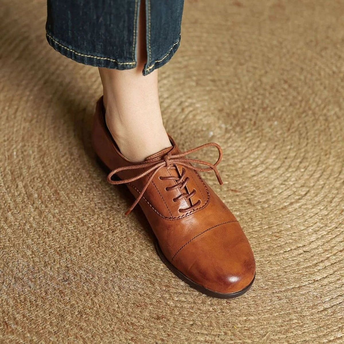Women's Leather Lace-Up Cap Toe Oxford Flat Shoes
