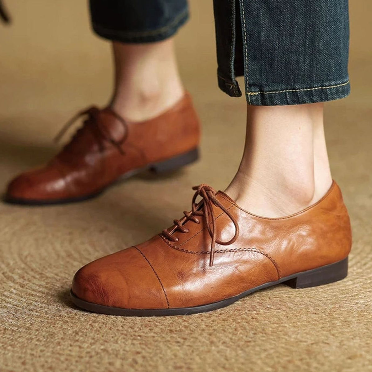 Women's Leather Lace-Up Cap Toe Oxford Flat Shoes