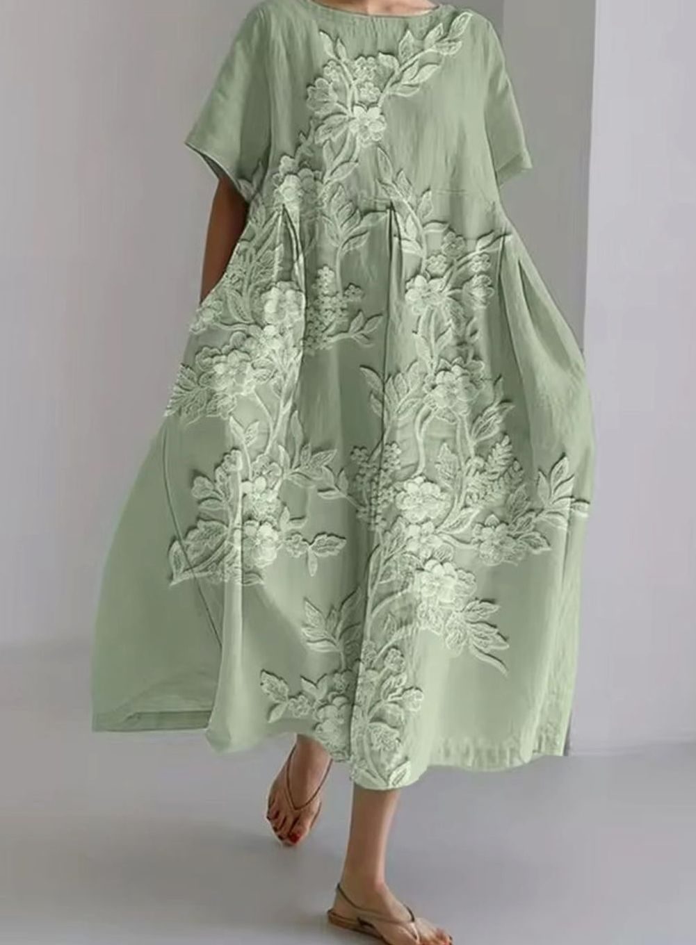 Women's Loose Floral Applique Round Neck Maxi Dress - Floral Green