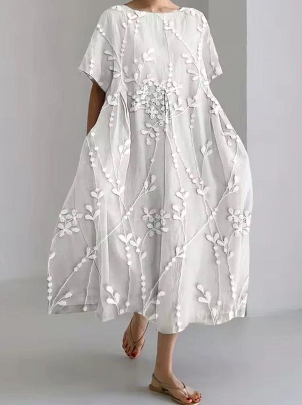 Women's Loose Floral Applique Round Neck Maxi Dress - Floral Gray