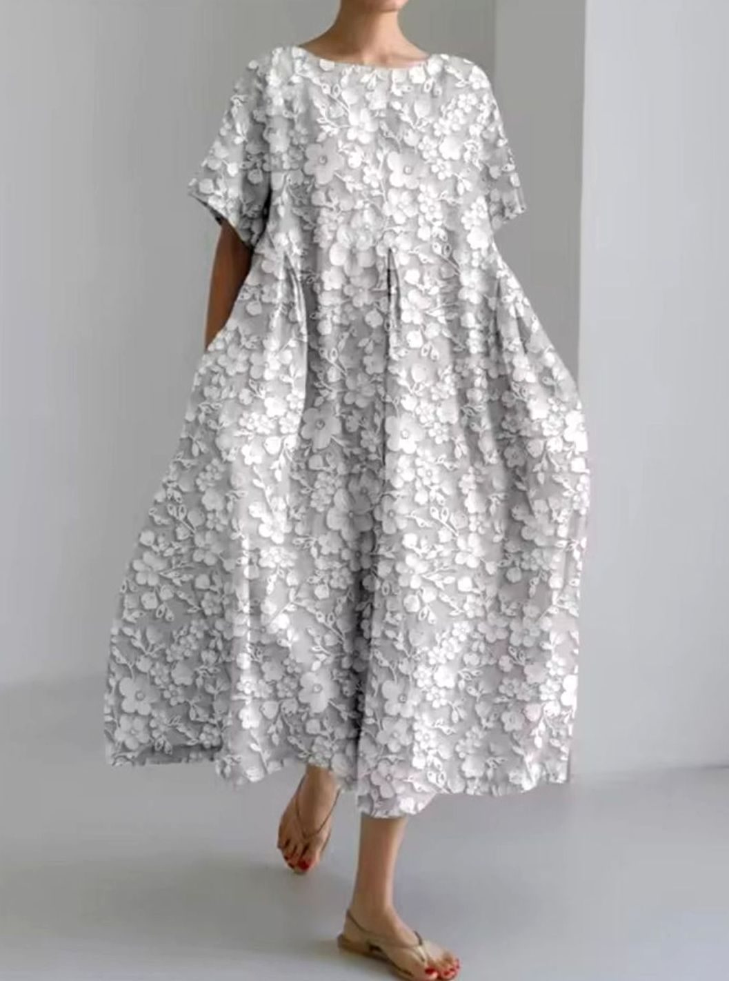 Women's Loose Floral Applique Round Neck Maxi Dress - Floral Dark Gray