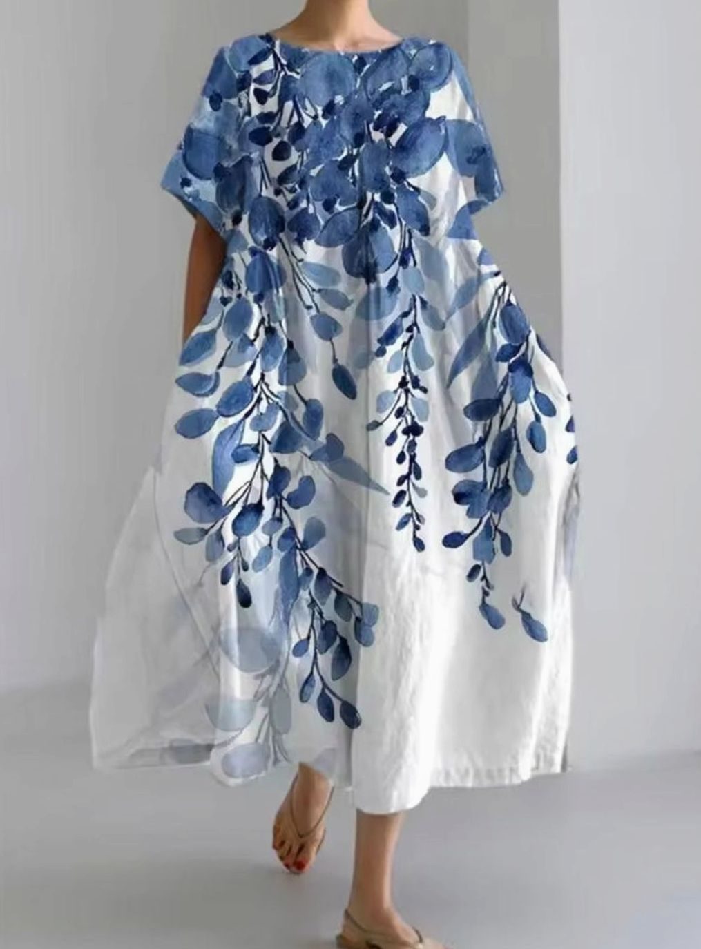 Women's Loose Floral Applique Round Neck Maxi Dress - Floral Blue
