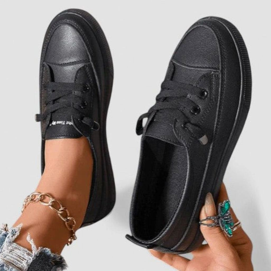 Women's Orthopedic Lace-Up Low-Top Cushioned Sneakers - Black