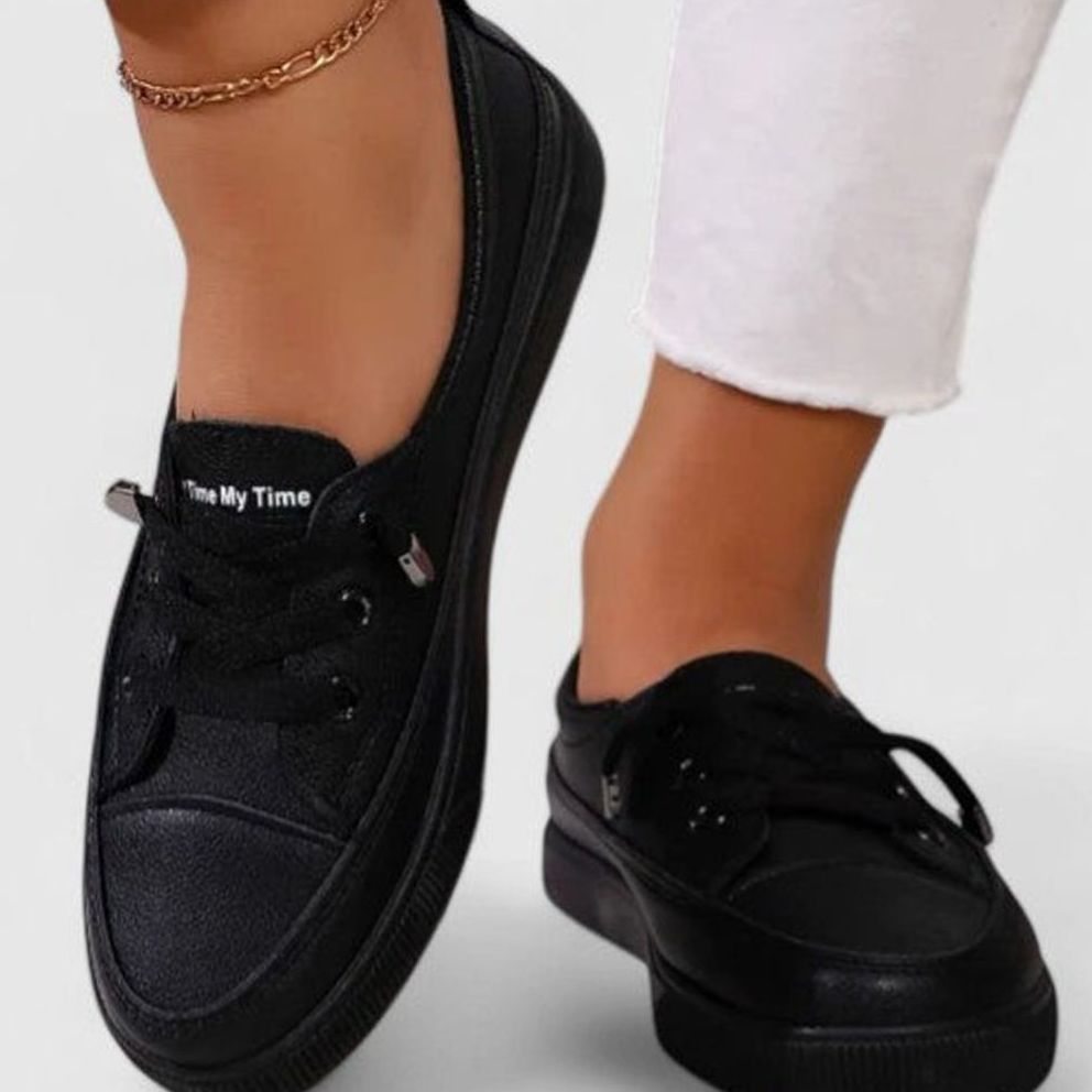 Women's Orthopedic Lace-Up Low-Top Cushioned Sneakers