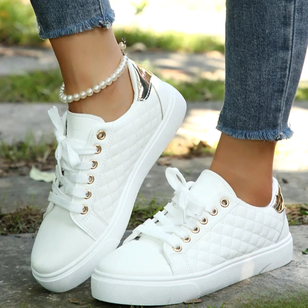 Women's Orthopedic Shoes Quilted Lace-Up Low-Top Sneakers